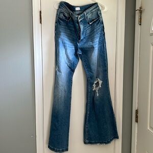 Like new Pink Lily wide leg flare jeans , light wash, has stretch size 13